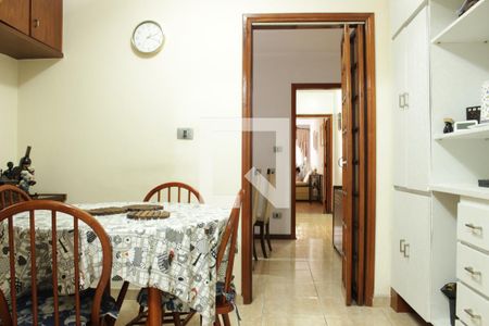 Casa à venda com 150m², 3 quartos e 2 vagasCopa