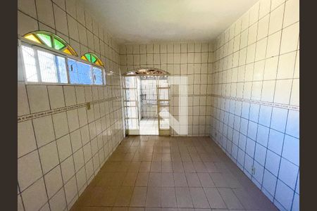 Casa à venda com 320m², 3 quartos e 2 vagas Casa à venda com 320m², 3 quartos e 2 vagasSala de Jantar