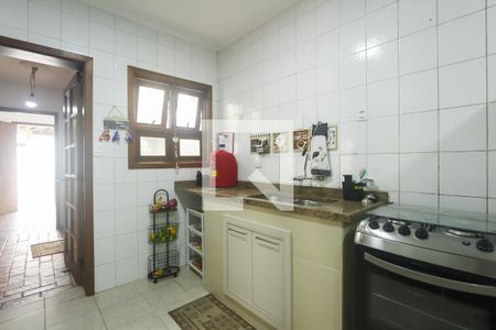 Casa à venda com 388m², 4 quartos e 2 vagas Casa à venda com 388m², 4 quartos e 2 vagasCozinha