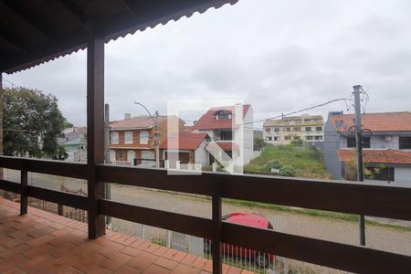 Casa à venda com 388m², 4 quartos e 2 vagas Casa à venda com 388m², 4 quartos e 2 vagasVaranda Quarto