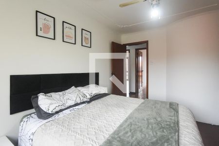 Casa à venda com 388m², 4 quartos e 2 vagas Casa à venda com 388m², 4 quartos e 2 vagasQuarto