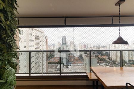 Apartamento à venda com 99m², 3 quartos e 2 vagas Apartamento à venda com 99m², 3 quartos e 2 vagasVista do Quarto 3