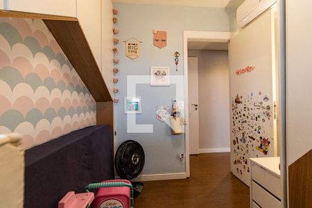 Apartamento à venda com 99m², 3 quartos e 2 vagas Apartamento à venda com 99m², 3 quartos e 2 vagasQuarto 3