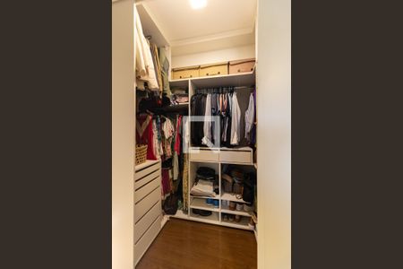 Apartamento à venda com 99m², 3 quartos e 2 vagas Apartamento à venda com 99m², 3 quartos e 2 vagasCloset da Suíte
