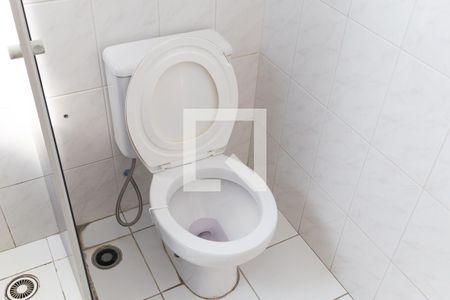Apartamento à venda com 75m², 3 quartos e 1 vaga Apartamento à venda com 75m², 3 quartos e 1 vagaBanheiro da Suíte