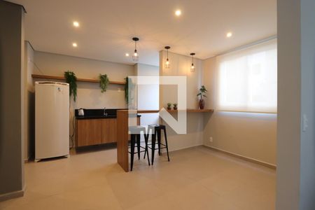 Apartamento para alugar com 42m², 2 quartos e sem vagaÁrea comum - Salão de festas