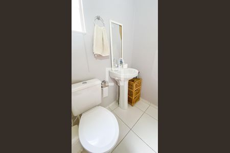 Casa de condomínio à venda com 150m², 3 quartos e 1 vaga Casa de condomínio à venda com 150m², 3 quartos e 1 vagaVaranda Suite