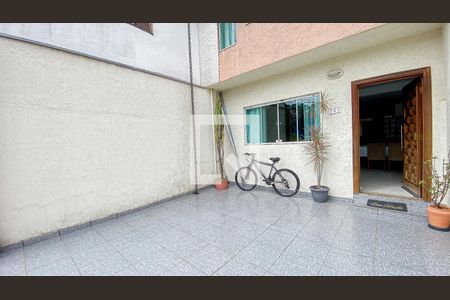 Casa de condomínio à venda com 150m², 3 quartos e 1 vaga Casa de condomínio à venda com 150m², 3 quartos e 1 vagaGaragem