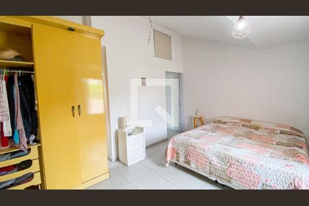 Casa de condomínio à venda com 150m², 3 quartos e 1 vaga Casa de condomínio à venda com 150m², 3 quartos e 1 vagaSuite