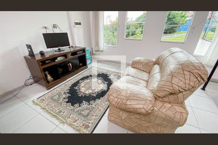 Casa de condomínio à venda com 150m², 3 quartos e 1 vaga Casa de condomínio à venda com 150m², 3 quartos e 1 vagaSegundo andar sala 2