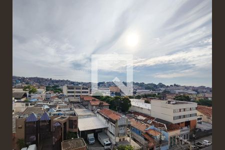 Apartamento à venda com 64m², 2 quartos e 1 vaga Apartamento à venda com 64m², 2 quartos e 1 vagaVista da Sacada