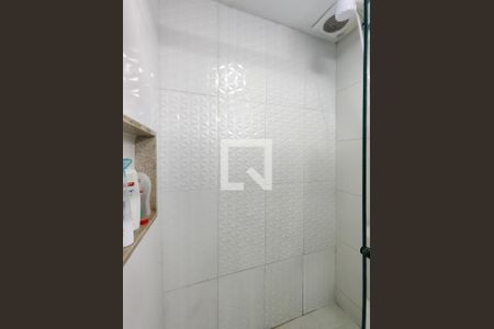 Apartamento à venda com 64m², 2 quartos e 1 vaga Apartamento à venda com 64m², 2 quartos e 1 vagaBanheiro Corredor