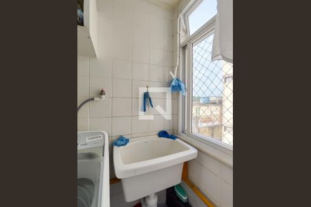 Apartamento à venda com 64m², 2 quartos e 1 vaga Apartamento à venda com 64m², 2 quartos e 1 vagaÁrea de Serviço