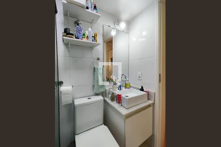 Apartamento à venda com 64m², 2 quartos e 1 vaga Apartamento à venda com 64m², 2 quartos e 1 vagaBanheiro Corredor