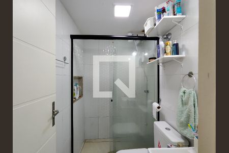 Apartamento à venda com 64m², 2 quartos e 1 vaga Apartamento à venda com 64m², 2 quartos e 1 vagaBanheiro Corredor