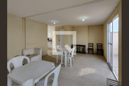 Apartamento à venda com 64m², 2 quartos e 1 vaga Apartamento à venda com 64m², 2 quartos e 1 vagaÁrea comum - Salão de festas