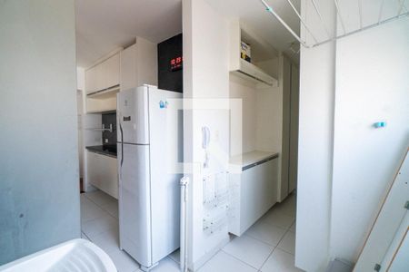 Apartamento à venda com 77m², 2 quartos e 2 vagas Apartamento à venda com 77m², 2 quartos e 2 vagasÁrea de Serviço