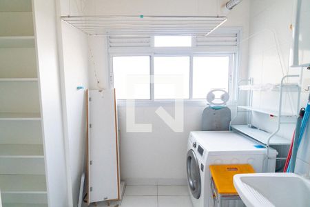 Apartamento à venda com 77m², 2 quartos e 2 vagas Apartamento à venda com 77m², 2 quartos e 2 vagasÁrea de Serviço