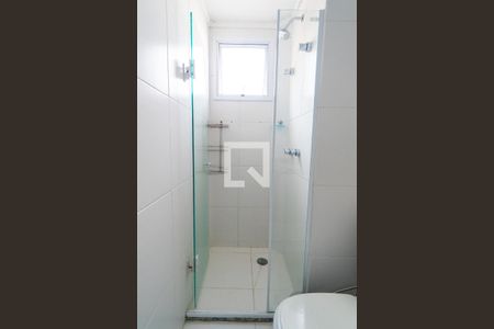 Apartamento à venda com 77m², 2 quartos e 2 vagas Apartamento à venda com 77m², 2 quartos e 2 vagasBanheiro da Suíte Detalhe