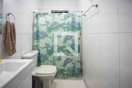 Casa à venda com 193m², 2 quartos e 2 vagasBanheiro