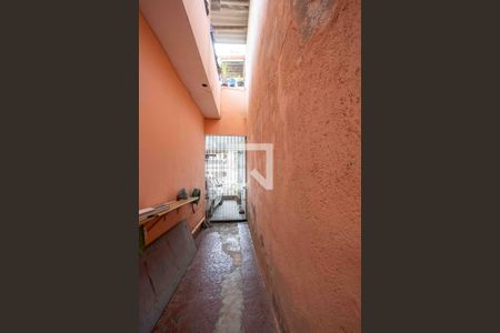 Casa à venda com 193m², 2 quartos e 2 vagasCorredor