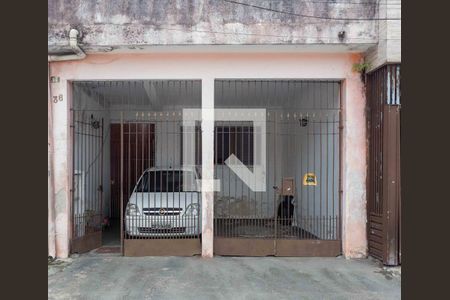 Casa à venda com 193m², 2 quartos e 2 vagasFachada