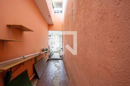 Casa à venda com 193m², 2 quartos e 2 vagasCorredor