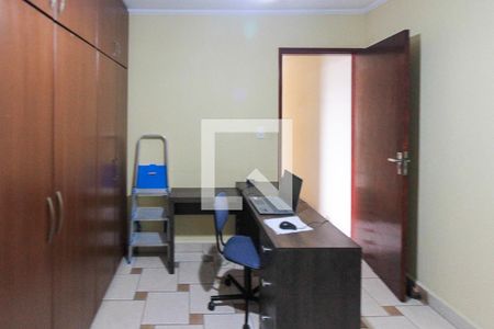 Casa à venda com 250m², 3 quartos e 2 vagasQuarto