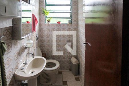 Casa à venda com 250m², 3 quartos e 2 vagasLavabo