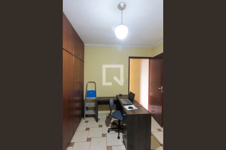 Casa à venda com 250m², 3 quartos e 2 vagasQuarto