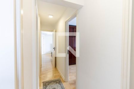 Apartamento à venda com 92m², 3 quartos e 2 vagas Apartamento à venda com 92m², 3 quartos e 2 vagasCorredor