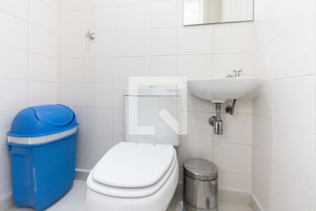 Apartamento à venda com 92m², 3 quartos e 2 vagas Apartamento à venda com 92m², 3 quartos e 2 vagasBanheiro de Serviço