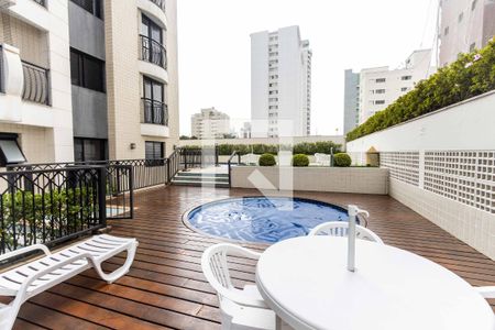Apartamento à venda com 92m², 3 quartos e 2 vagas Apartamento à venda com 92m², 3 quartos e 2 vagasPiscina