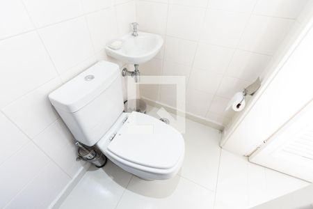 Apartamento à venda com 92m², 3 quartos e 2 vagas Apartamento à venda com 92m², 3 quartos e 2 vagasBanheiro de Serviço