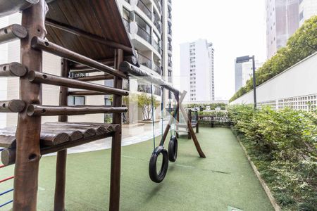 Apartamento à venda com 92m², 3 quartos e 2 vagas Apartamento à venda com 92m², 3 quartos e 2 vagasPlayground