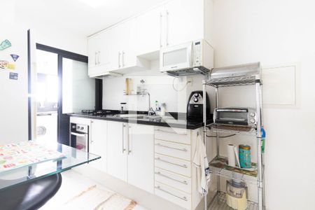 Apartamento à venda com 92m², 3 quartos e 2 vagas Apartamento à venda com 92m², 3 quartos e 2 vagasCozinha