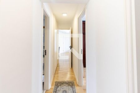 Apartamento à venda com 92m², 3 quartos e 2 vagas Apartamento à venda com 92m², 3 quartos e 2 vagasCorredor