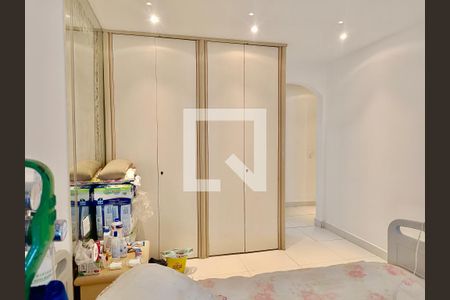 Apartamento à venda com 300m², 4 quartos e 4 vagasSuíte