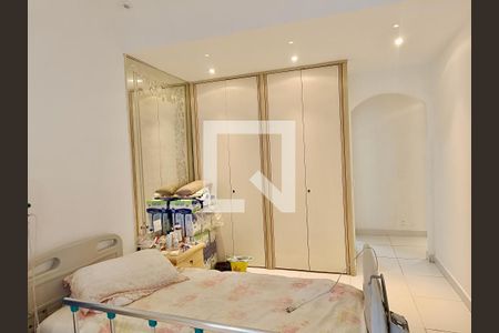 Apartamento à venda com 300m², 4 quartos e 4 vagasSuíte