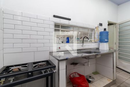 Casa para alugar com 211m², 3 quartos e 1 vagaEdícula - Cozinha