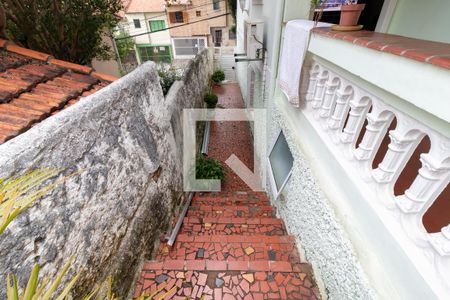 Casa para alugar com 211m², 3 quartos e 1 vagaEscada de Entrada