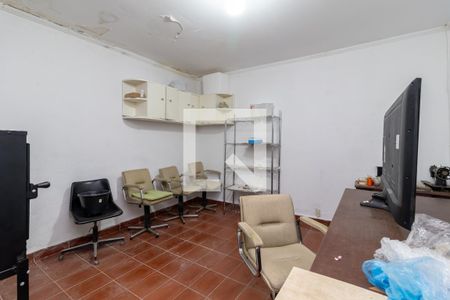 Casa para alugar com 211m², 3 quartos e 1 vagaEdícula - Suíte