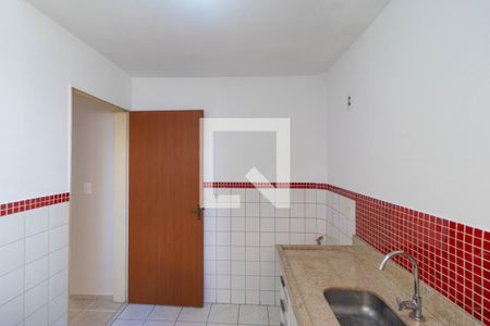 Apartamento à venda com 45m², 2 quartos e 1 vaga Apartamento à venda com 45m², 2 quartos e 1 vagaCozinha