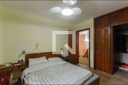 Casa à venda com 290m², 4 quartos e 3 vagas Casa à venda com 290m², 4 quartos e 3 vagasQuarto 1 - Suíte