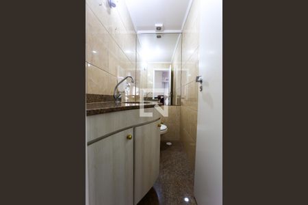 Lavabo de apartamento para alugar com 3 quartos, 104m² em Vila Suzana, São Paulo