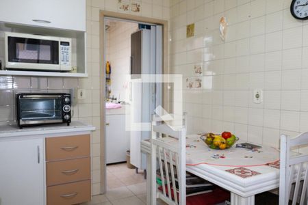 Apartamento à venda com 82m², 2 quartos e 1 vaga Apartamento à venda com 82m², 2 quartos e 1 vagaCozinha