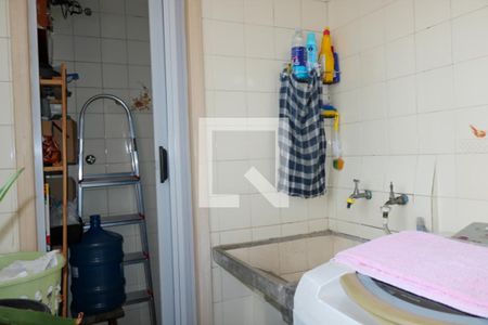 Apartamento à venda com 82m², 2 quartos e 1 vaga Apartamento à venda com 82m², 2 quartos e 1 vagaÁrea de Serviço