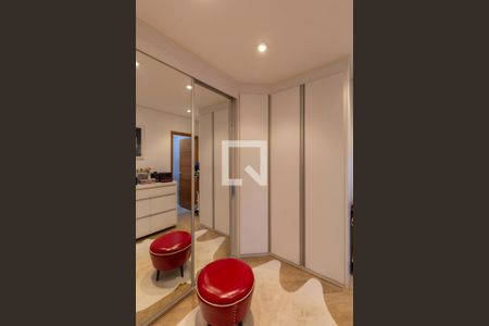 Casa à venda com 350m², 3 quartos e 8 vagasSuíte