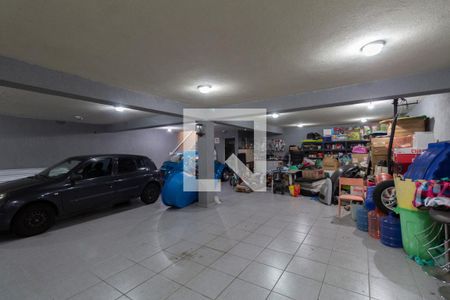 Casa à venda com 350m², 3 quartos e 8 vagasGaragem