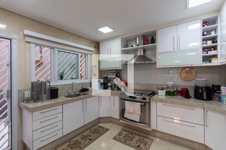 Casa à venda com 350m², 3 quartos e 8 vagasCozinha